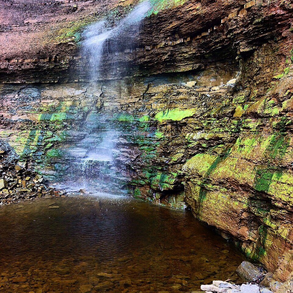 The Devil's Punchbowl, a ribbon waterfall in a layered-rock amphitheatre in Stoney Creek